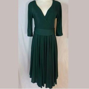 BCBGMaxAzria 3/4 sleeve pleated dress